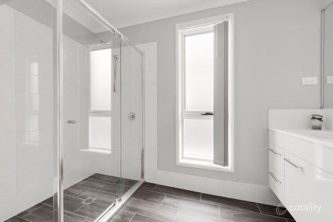 Property photo of 11 Haybale Street Austral NSW 2179