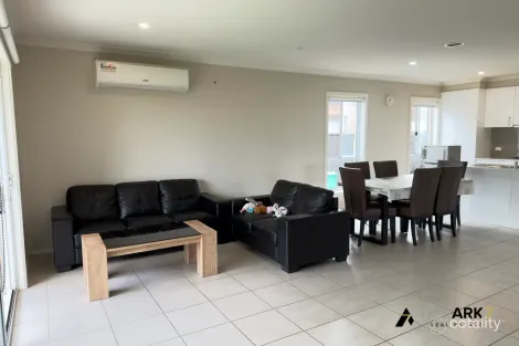 Property photo of 2 Rubida Street Tarneit VIC 3029