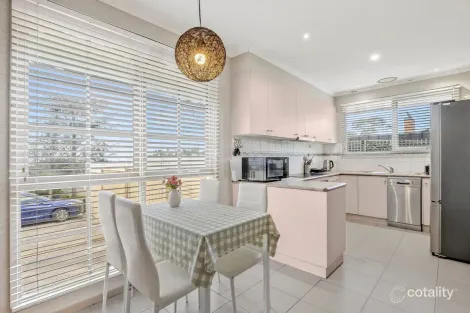 Property photo of 5/12 Cedar Grove Highton VIC 3216