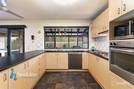 Property photo of 10 Hannora Crescent Croydon VIC 3136