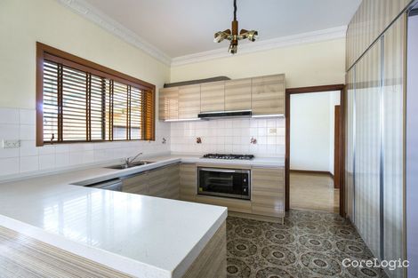 Property photo of 8 Westminster Drive Avondale Heights VIC 3034