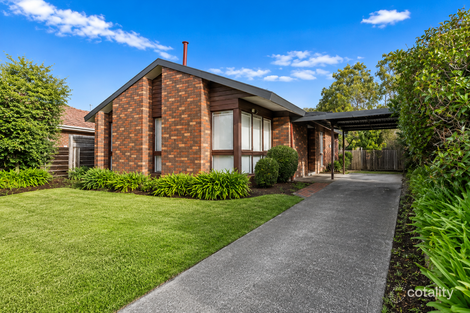 Property photo of 47 Raphael Crescent Frankston VIC 3199