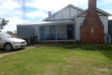 Property photo of 2/686 Elsmore Road Elsmore NSW 2360
