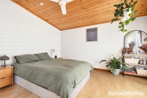 Property photo of 105 Willow Tree Lane Mount Rankin NSW 2795