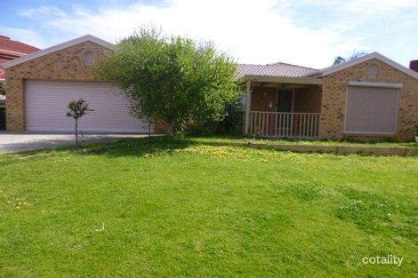 2 Dairy Pl, Skye, VIC 3977