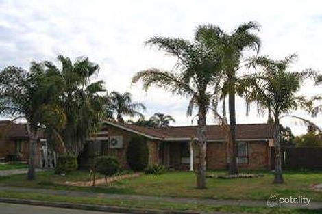 13 Darra Pl, St Johns Park, NSW 2176