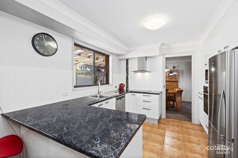Property photo of 52 Northumberland Way Tumbi Umbi NSW 2261