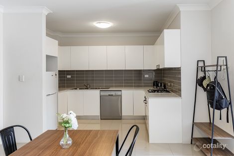Property photo of 202/12-14 Howard Avenue Northmead NSW 2152