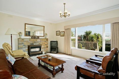 Property photo of 16 Derreck Avenue Bulleen VIC 3105