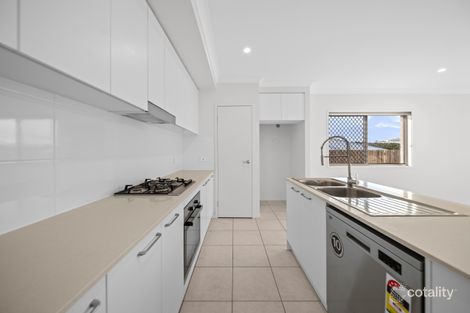 Property photo of 10 Daybreak Street Spring Mountain QLD 4300