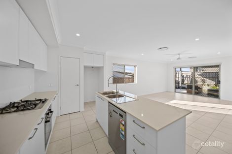 Property photo of 10 Daybreak Street Spring Mountain QLD 4300