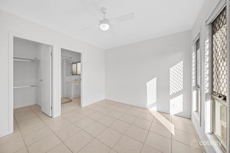 Property photo of 10 Daybreak Street Spring Mountain QLD 4300