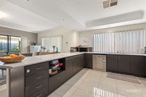 Property photo of 16 Beaufortia Turn Halls Head WA 6210