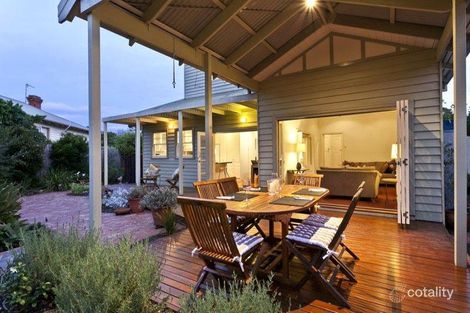 Property photo of 4 Roemer Crescent Alphington VIC 3078