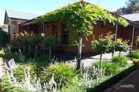 13 Claremont Tce, Strathdale, VIC 3550