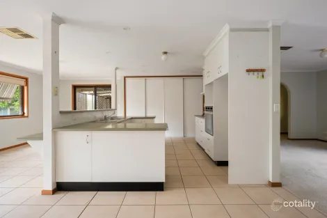 Property photo of 21 Shiraz Crescent Corowa NSW 2646