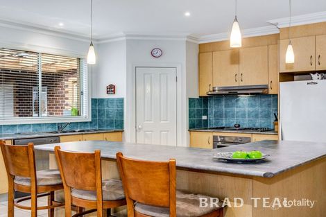 Property photo of 17 Puckle Street Taylors Hill VIC 3037