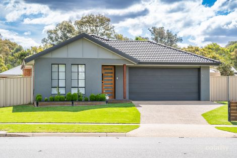 21 Kendall Dr, Hamilton Valley, NSW 2641
