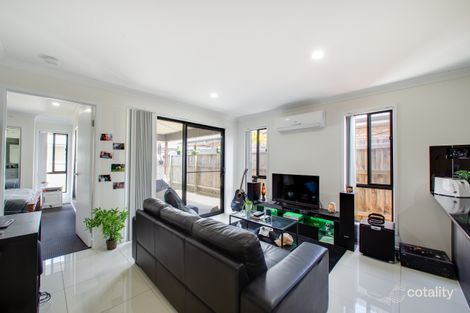 8 Ward St, Flinders View, QLD 4305