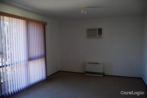 Property photo of 58 Smeaton Close Lara VIC 3212