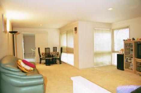 194 Waradgery Dr, Rowville, VIC 3178