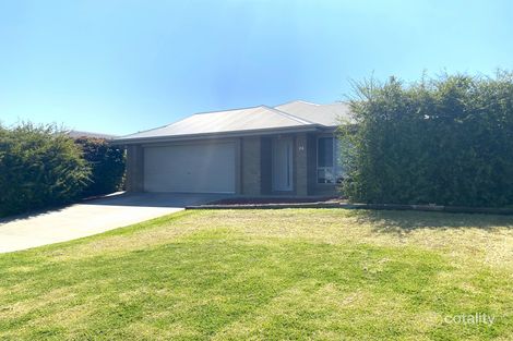 Property photo of 24 Zirilli Avenue Griffith NSW 2680