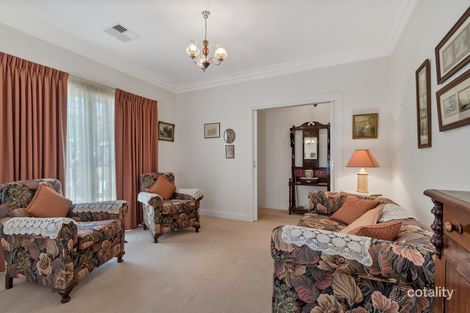 Property photo of 5 Wynyard Grove Wattle Park SA 5066