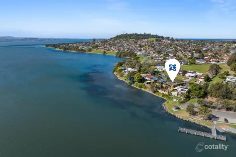 Property photo of 127 The Esplanade Oak Flats NSW 2529