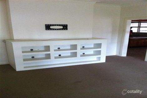 Property photo of 93 Fenden Road Salisbury Plain SA 5109