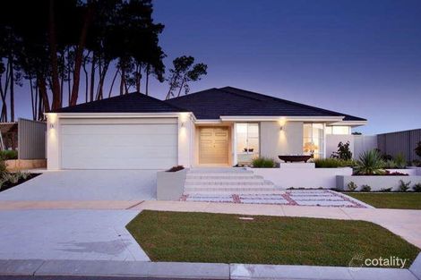 18 Northwood Loop, Thornlie, WA 6108