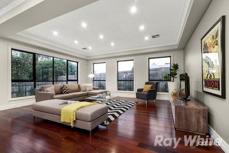 Property photo of 18 Ingleside Crescent Glen Waverley VIC 3150