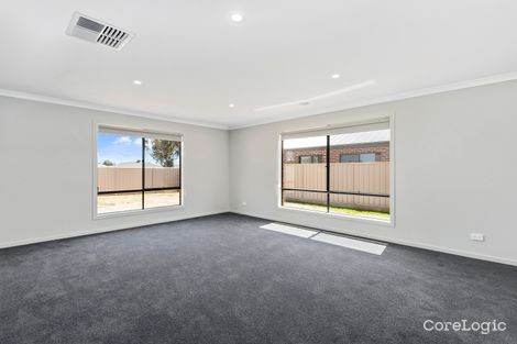 Property photo of 27 Limousin Court Ascot VIC 3551