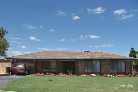 12 Paxton Ct, Redwood Park, SA 5097