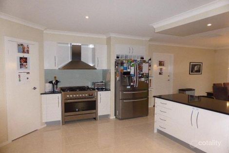 Property photo of 128 Laurimar Boulevard Doreen VIC 3754