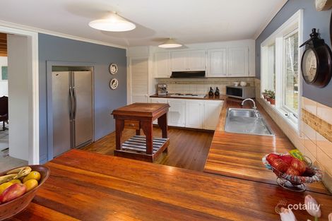 Property photo of 4 Bowen Street Woodend VIC 3442