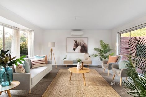 Property photo of 2/14 Munro Street Macleod VIC 3085