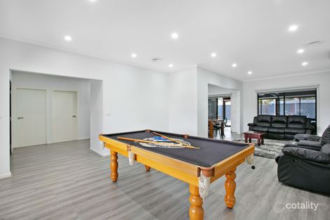 Property photo of 54 Rearden Crescent Roxburgh Park VIC 3064