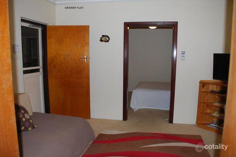 Property photo of 272 Second Street Wonthella WA 6530