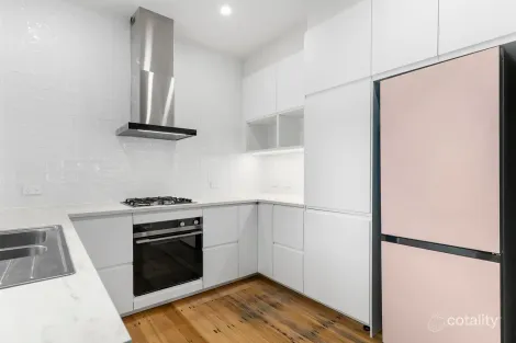 Property photo of 4/3 Eildon Court St Kilda VIC 3182