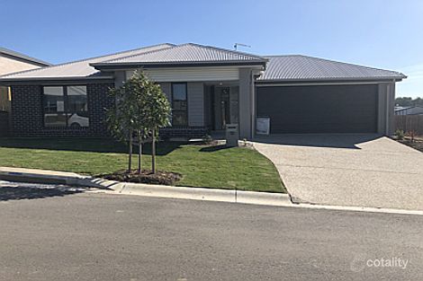 12 Sweetman Pl, Hillcrest, QLD 4118