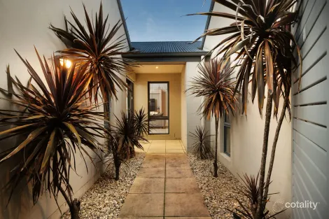Property photo of 8 Donnington Drive Wodonga VIC 3690