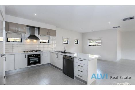 Property photo of 1/62 Tristania Street Doncaster East VIC 3109