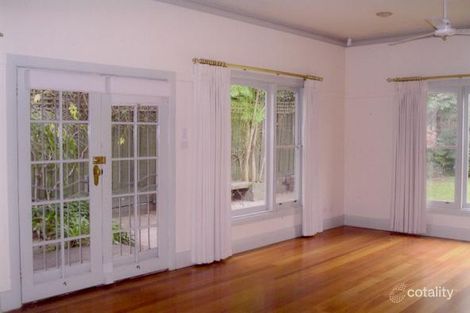 Property photo of 17 Hilltop Avenue Glen Iris VIC 3146