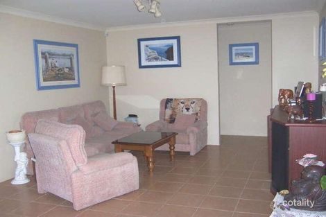 Property photo of 4 Violet Grove Warnbro WA 6169