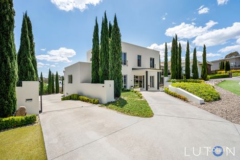 Property photo of 3 Guise Place Jerrabomberra NSW 2619