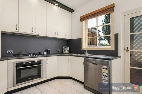 Property photo of 2/417 Glen Eira Road Caulfield North VIC 3161