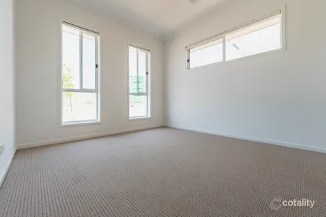 Property photo of 4 Harlin Street Ormeau Hills QLD 4208