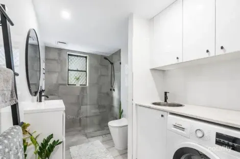 Property photo of 11/106 Linton Street Kangaroo Point QLD 4169
