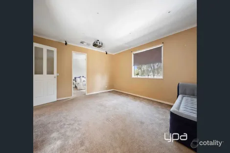 Property photo of 15 Carey Crescent Bacchus Marsh VIC 3340