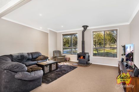 Property photo of 19 Polo Road Rossmore NSW 2557